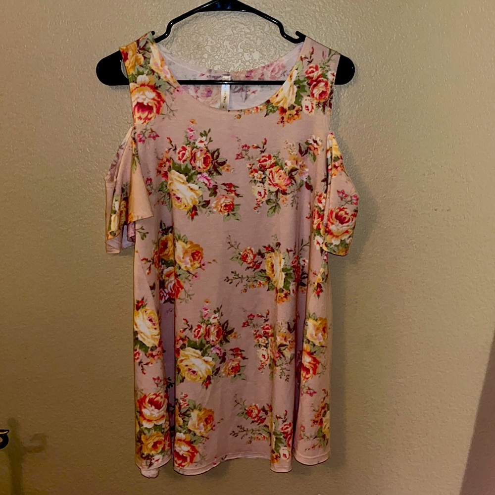 Floral Cold Shoulder Top